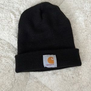 Black Carhartt beanie